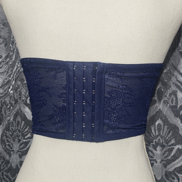 Navy Blue Velvet Strapless Top - Picture 2 of 3